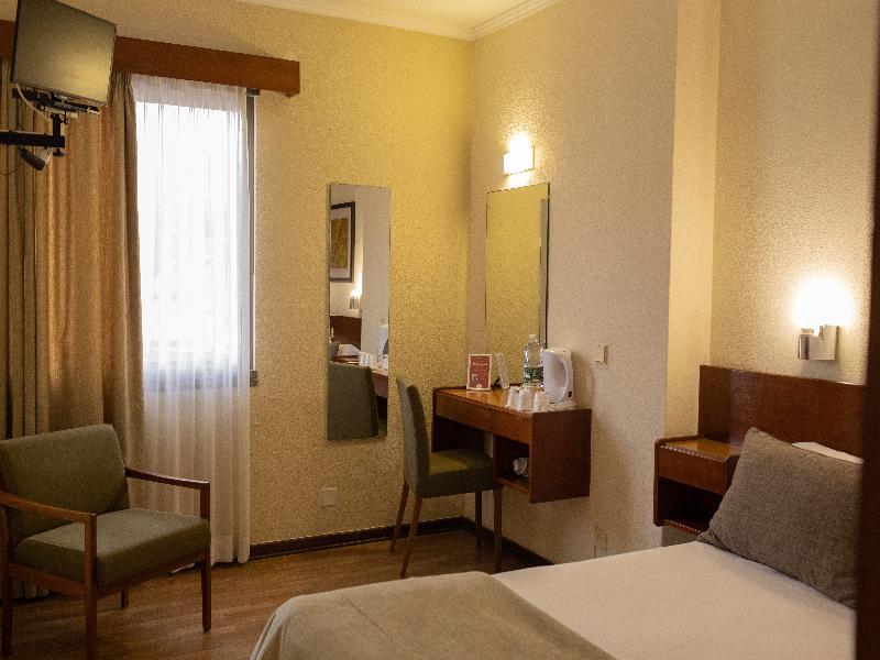 Flag Hotel Madeira - Ribeira-Brava - Oda