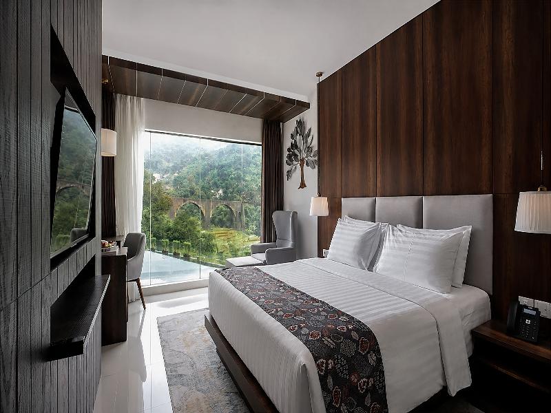 Forest Hills Hotel Ciwidey - Oda