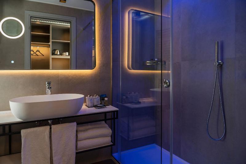 Iq Hotel Firenze - Oda