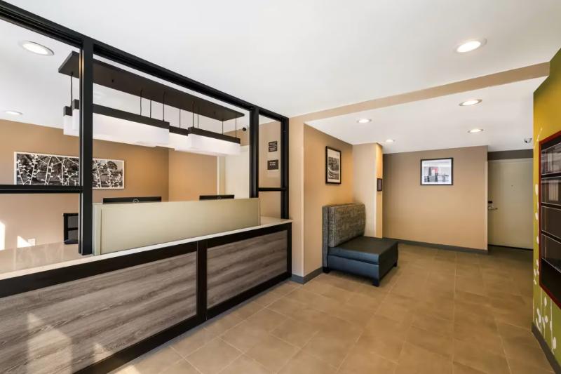 Sleep Inn Bronx - Soundview - Lobi