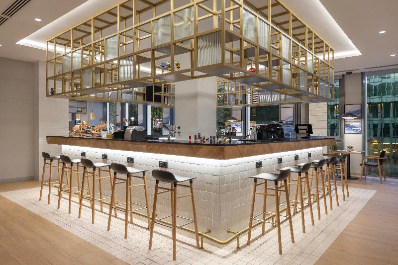 Hilton Garden Inn Tbilisi Riverview - Bar