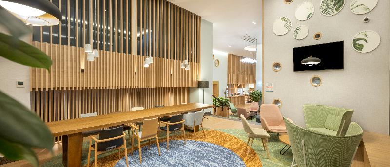 Hilton Garden Inn Tbilisi Riverview - Lobi