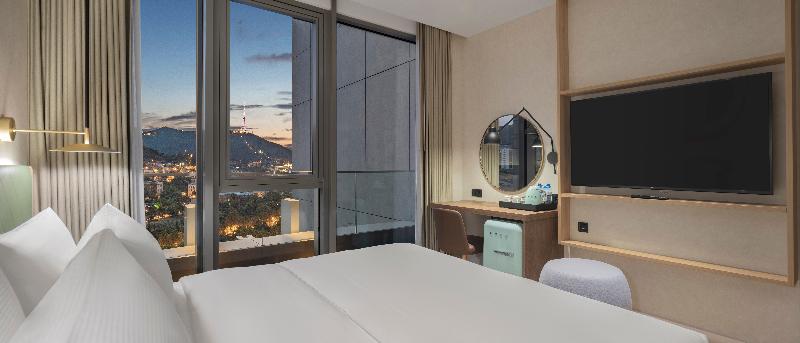 Hilton Garden Inn Tbilisi Riverview - Oda