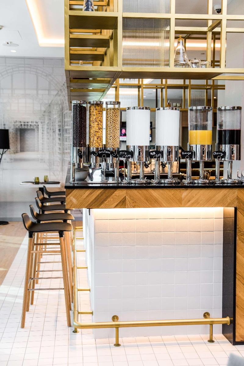 Hilton Garden Inn Tbilisi Riverview - Restoran