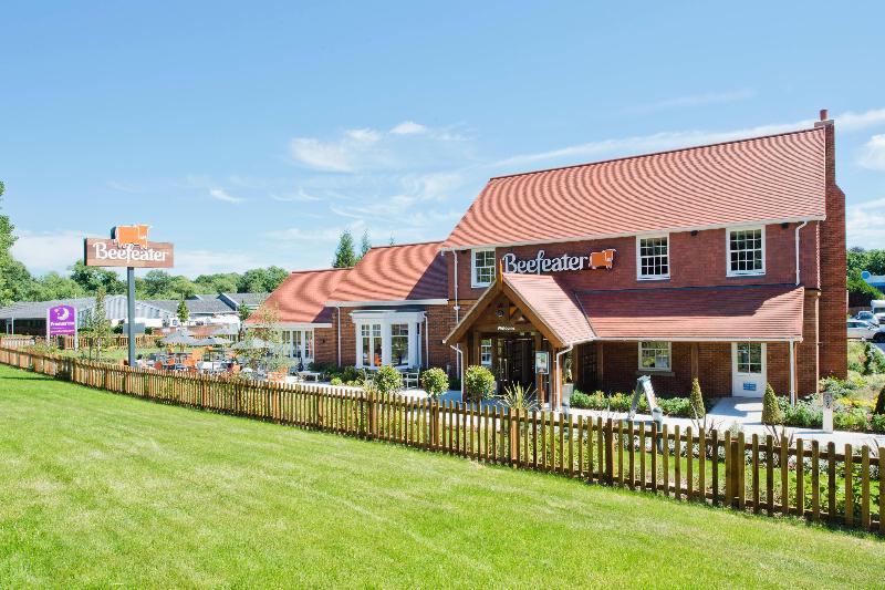 Premier Inn Farnham - Genel