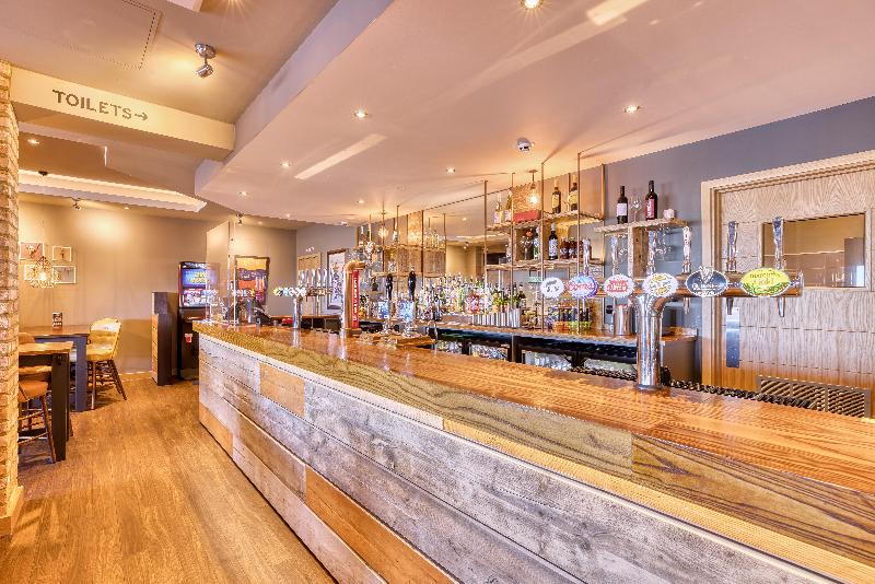 Premier Inn Saffron Walden - Restoran