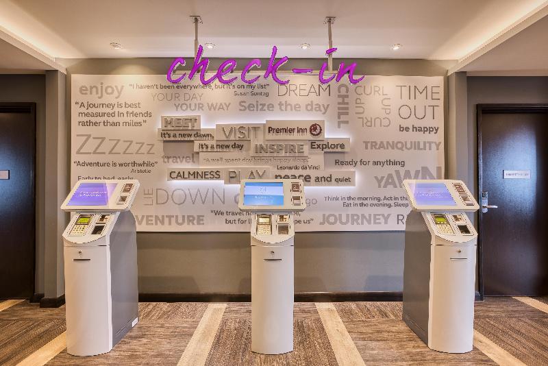 Premier Inn Manchester Cc Princess Street - Lobi