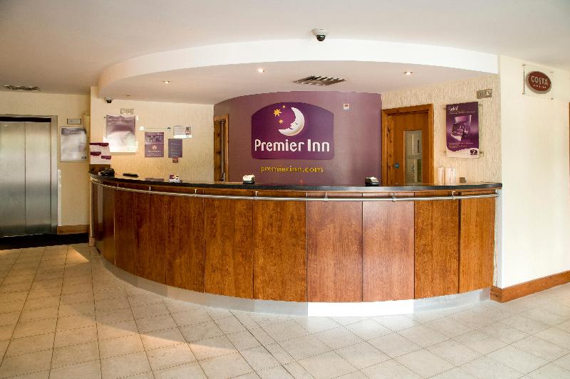 Premier Inn Stevenage Central - Lobi