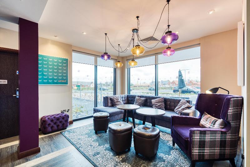 Premier Inn Faversham - Bar