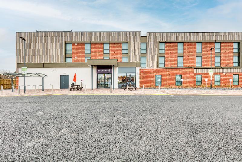Premier Inn Faversham - Genel