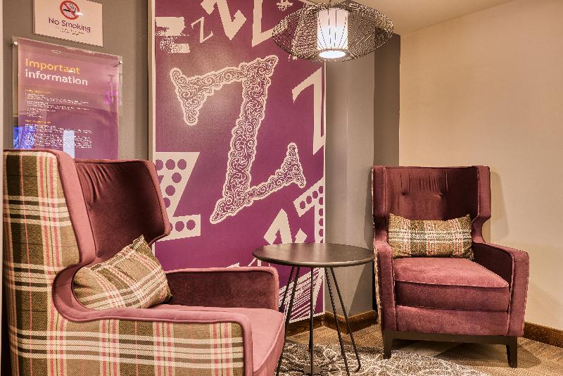 Premier Inn London Romford Town Centre - Bar