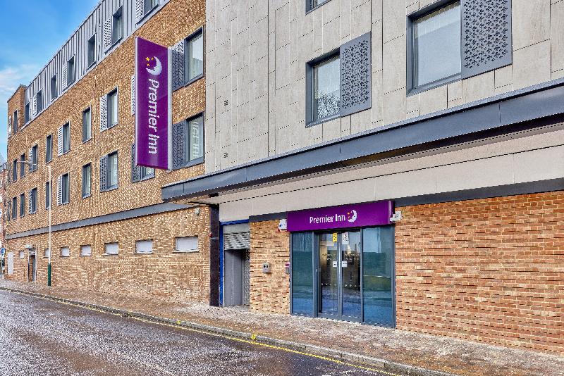 Premier Inn London Romford Town Centre - Genel