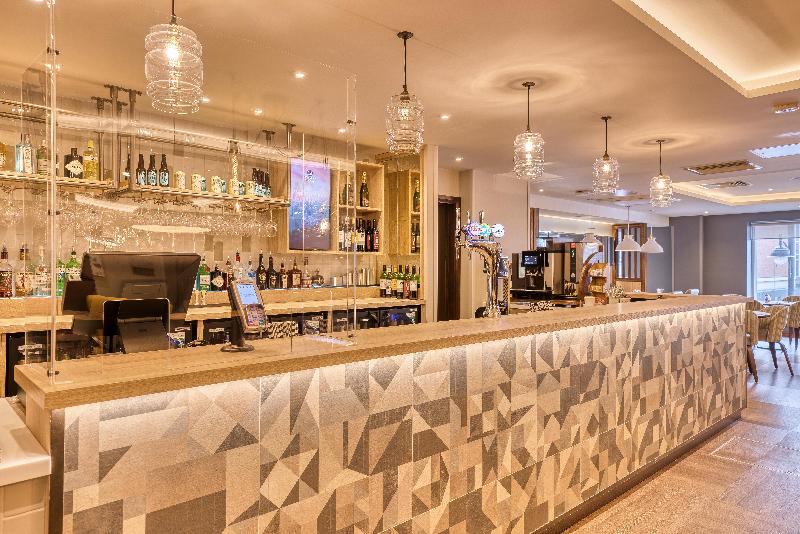 Premier Inn London Romford Town Centre - Restoran