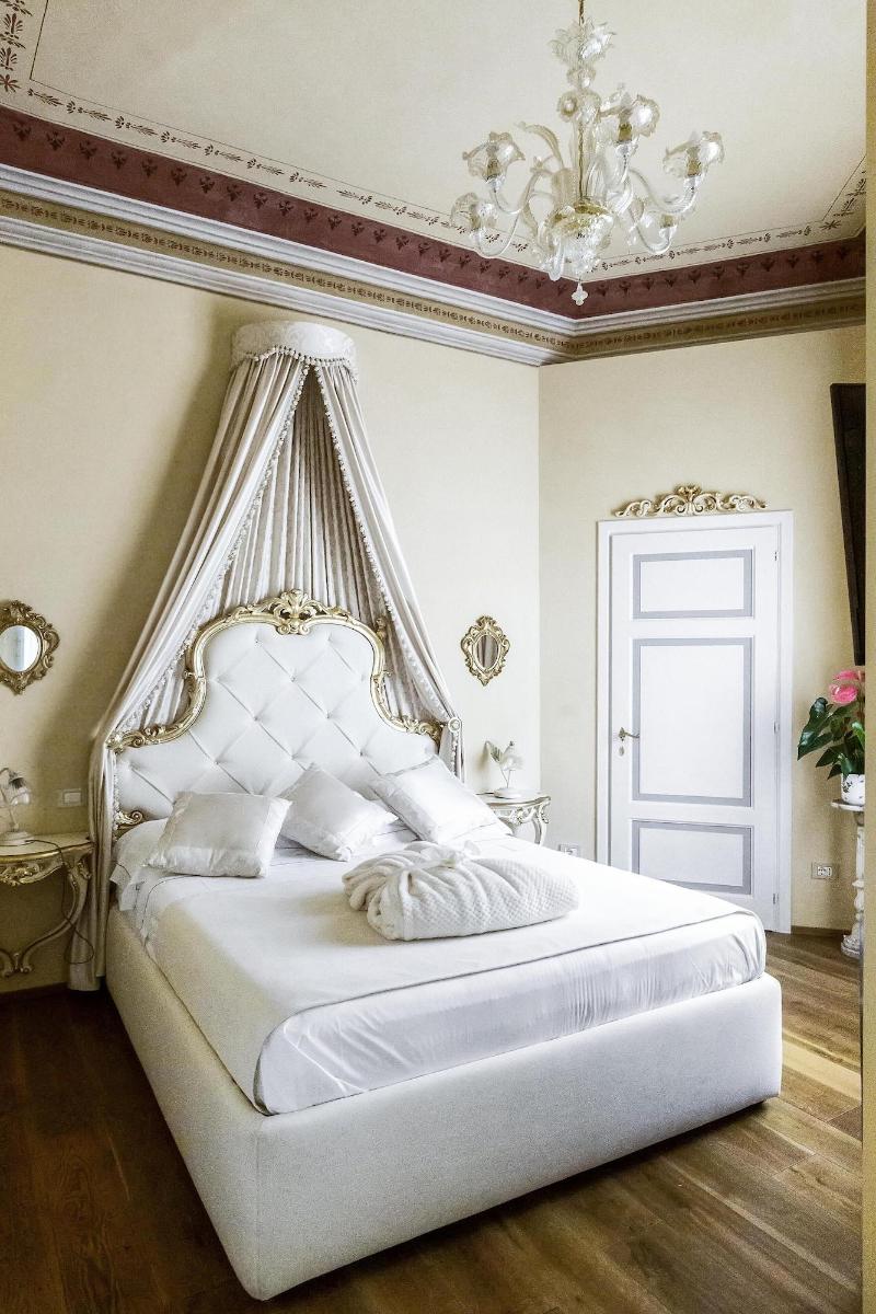 Residenza D'epoca Palazzo Borghesi - Oda
