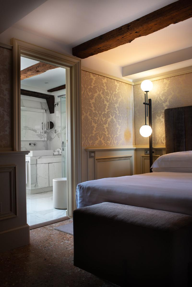 Eight Hotel Venezia - Oda