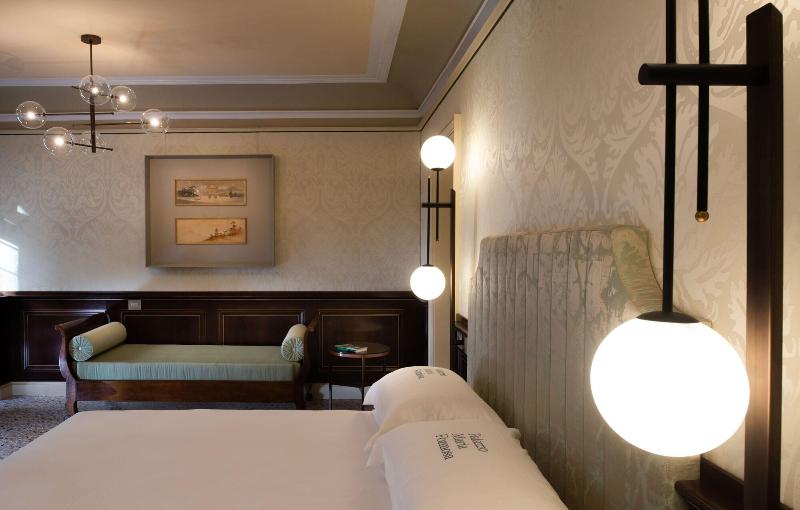 Eight Hotel Venezia - Oda