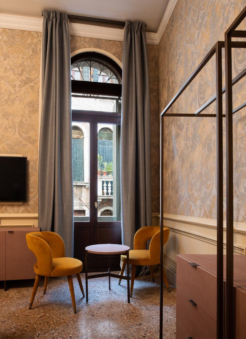 Eight Hotel Venezia - Oda