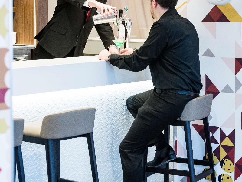 Mercure Szekesfehervar Magyar Kiraly - Bar