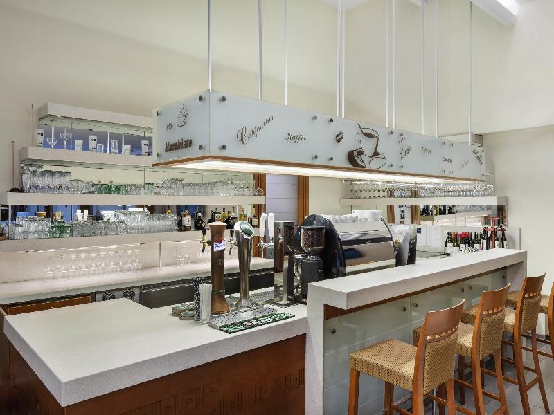 Mercure Szekesfehervar Magyar Kiraly - Bar