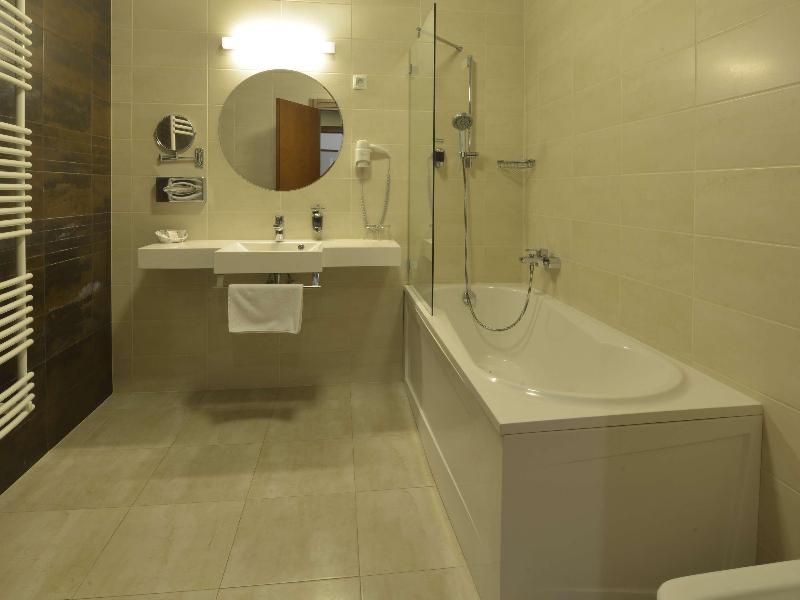 Mercure Szekesfehervar Magyar Kiraly - Oda