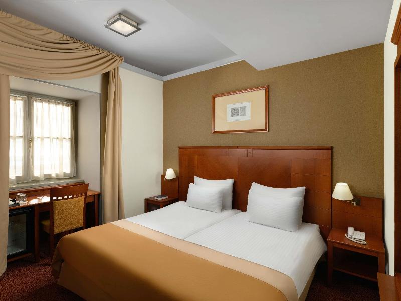 Mercure Szekesfehervar Magyar Kiraly - Oda