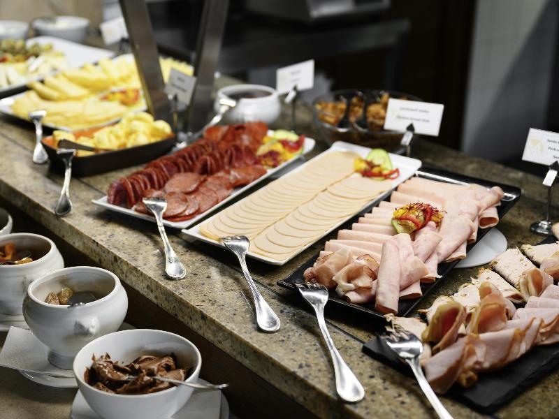 Mercure Szekesfehervar Magyar Kiraly - Restoran