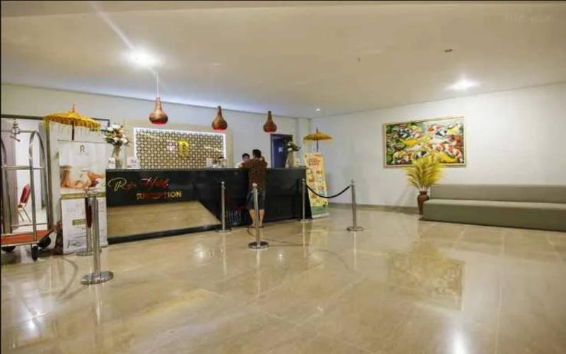 Raja Hotel Kuta Mandalika - Lobi
