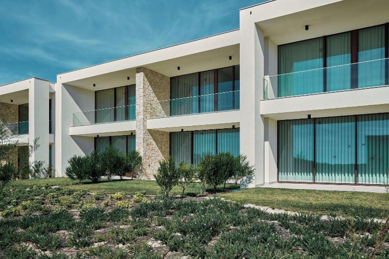 West Cliffs Ocean and Golf Resort - Oda