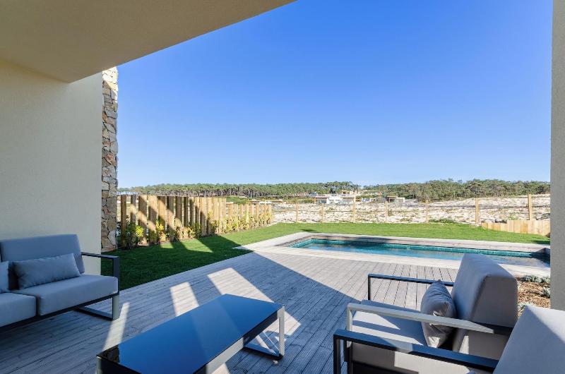 West Cliffs Ocean and Golf Resort - Oda