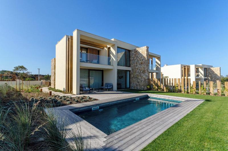 West Cliffs Ocean and Golf Resort - Oda