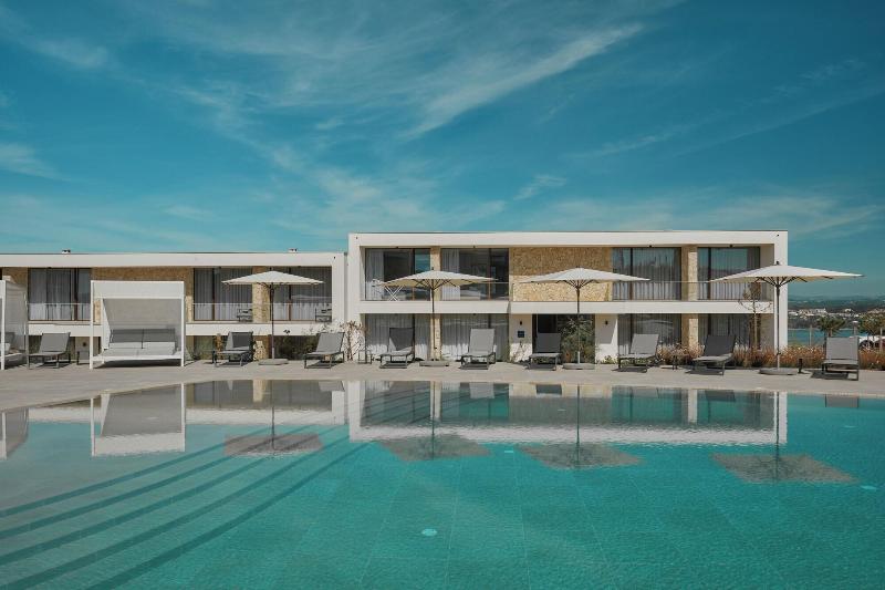 West Cliffs Ocean and Golf Resort - Oda