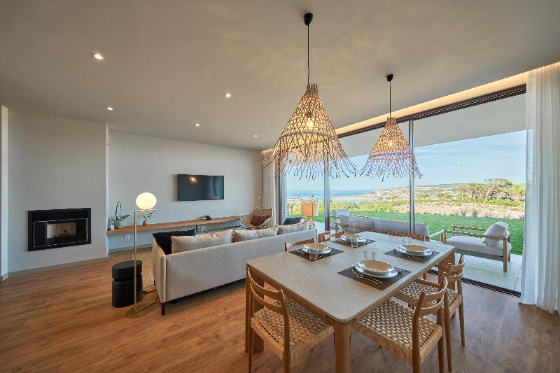 West Cliffs Ocean and Golf Resort - Oda