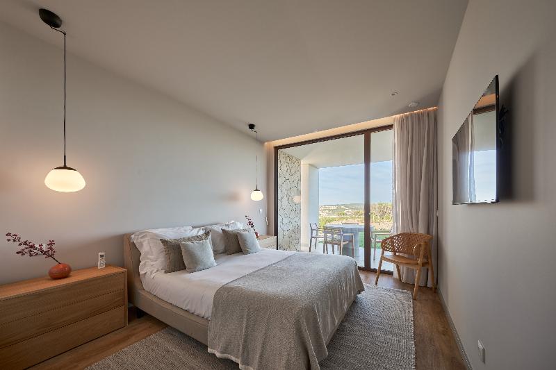 West Cliffs Ocean and Golf Resort - Oda