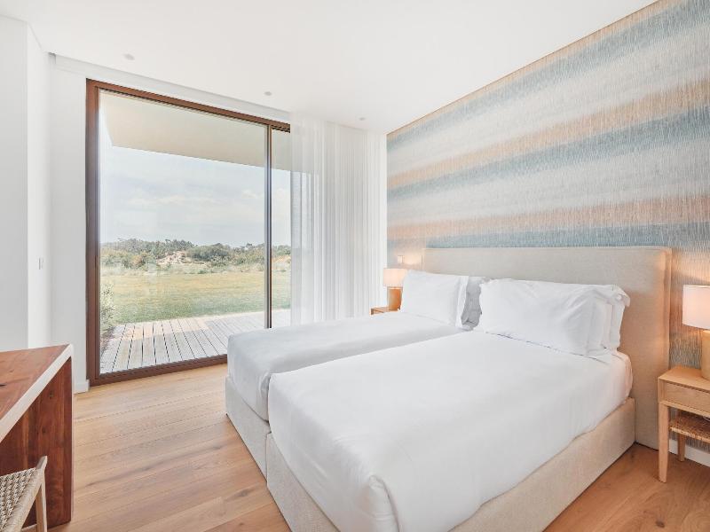 West Cliffs Ocean and Golf Resort - Oda