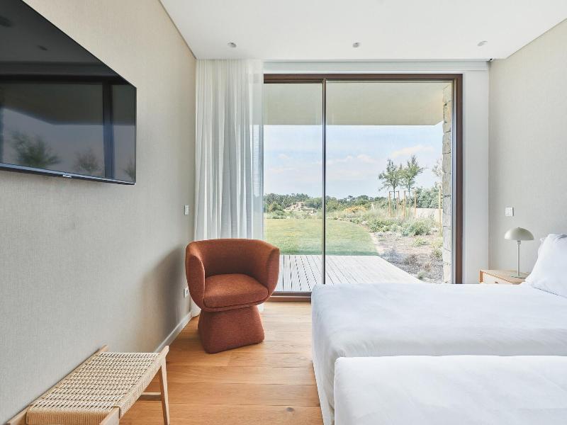 West Cliffs Ocean and Golf Resort - Oda