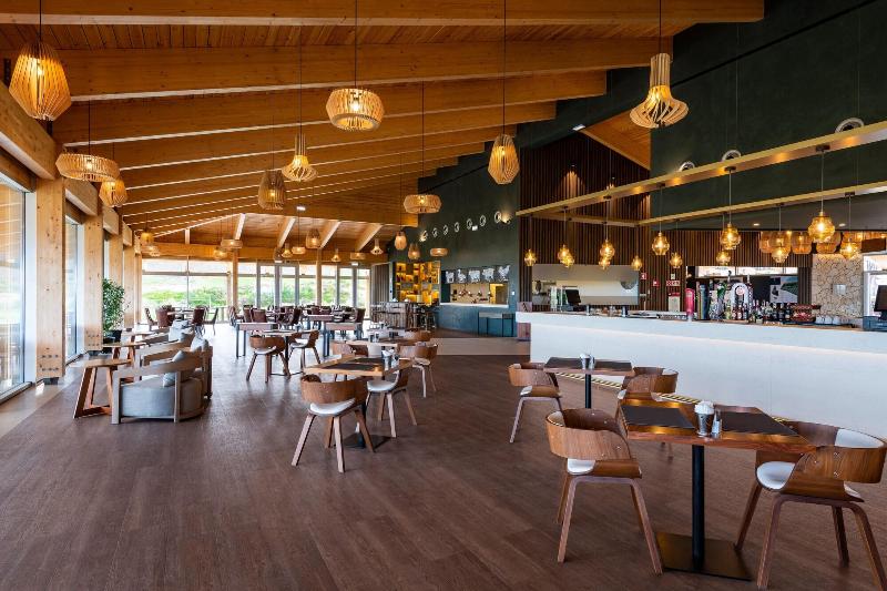 West Cliffs Ocean and Golf Resort - Restoran