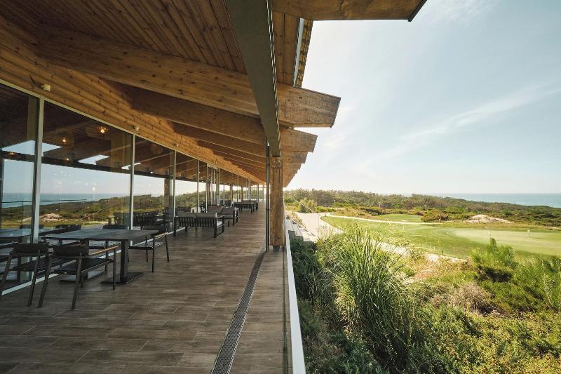 West Cliffs Ocean and Golf Resort - Teras