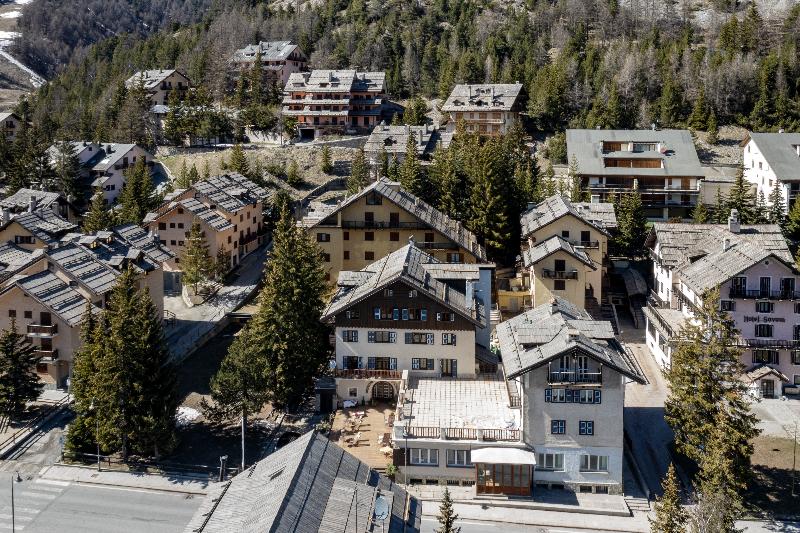 Aparthotel Claviere - Genel