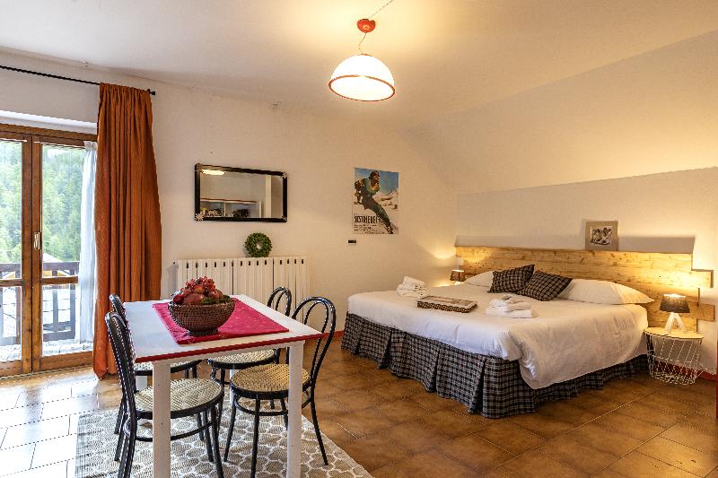 Aparthotel Claviere - Oda