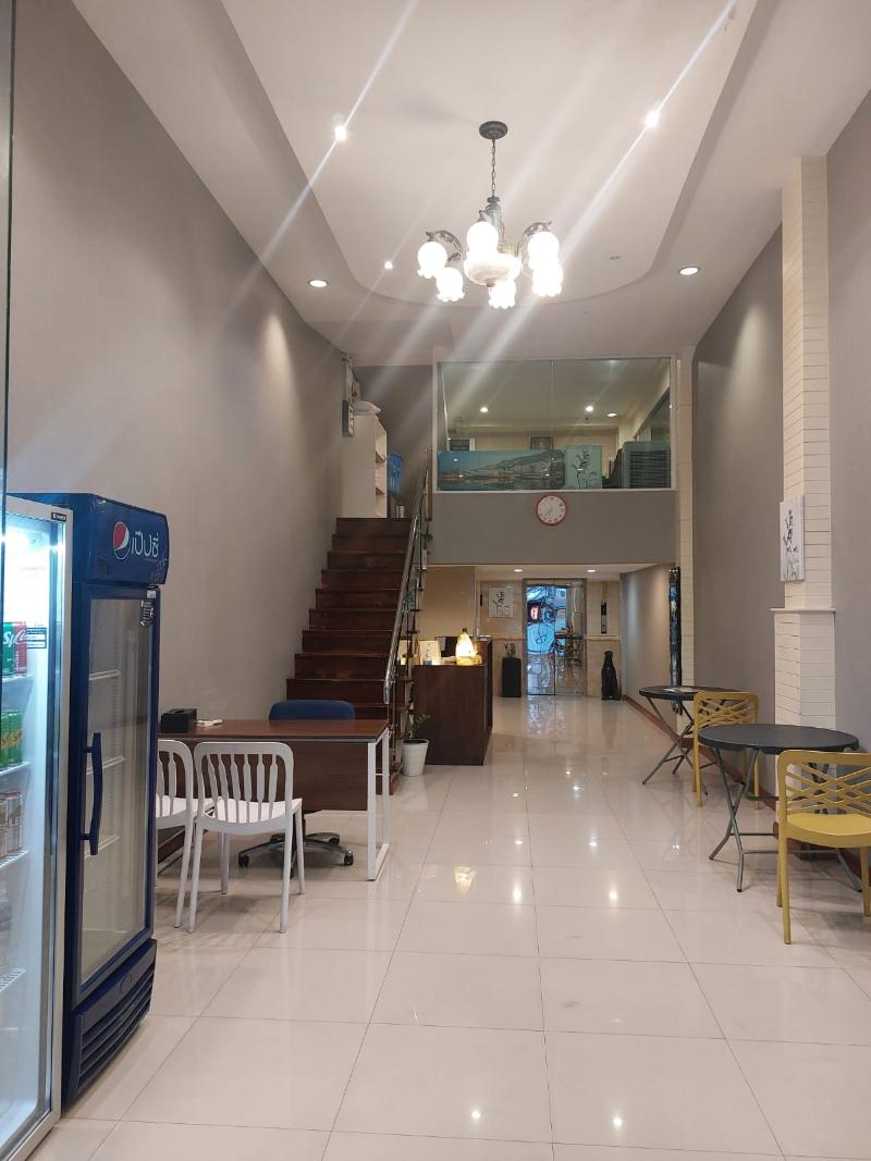 V Check Inn Sukhumvit 22 - Lobi