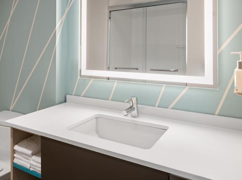 Avid Hotel Brooklyn - Dyker Heights By IHG - Oda