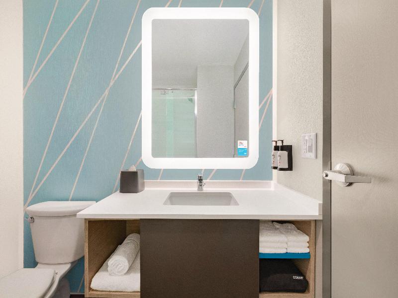 Avid Hotel Brooklyn - Dyker Heights By IHG - Oda