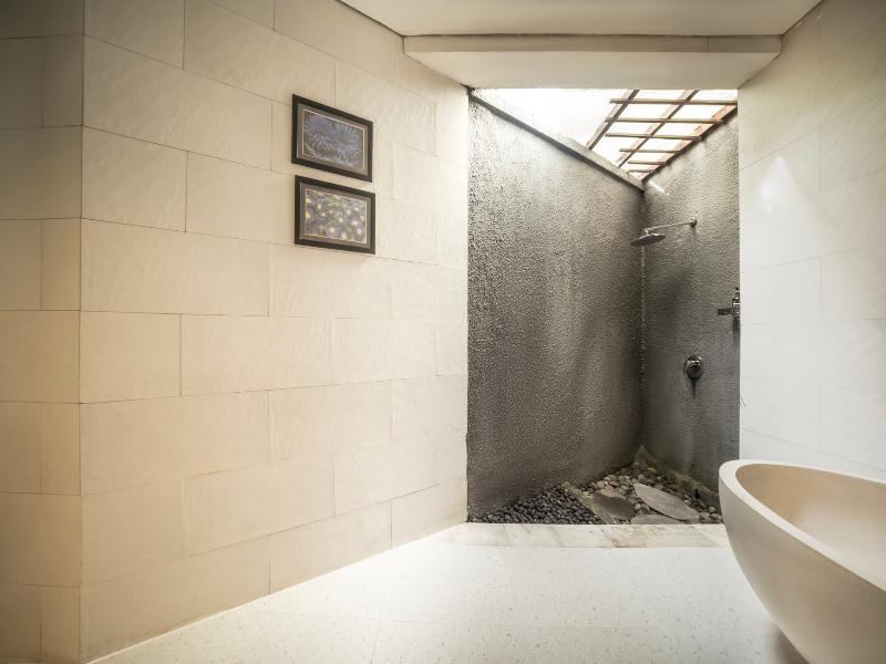 Canggu Reserve Villa by Ini Vie Hospitality - Oda