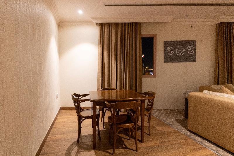 Burj Al Hayat Hotel Suites-al Olaya - Oda