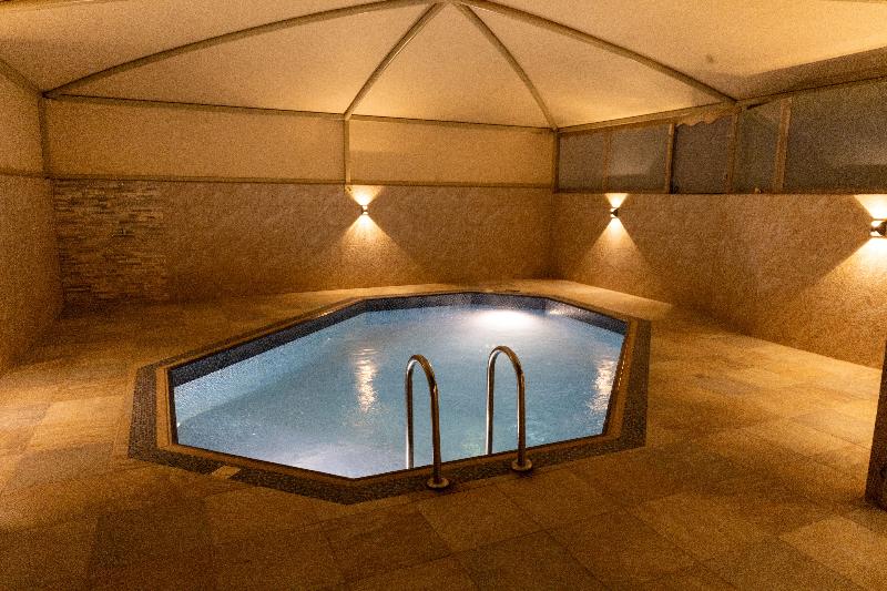 Burj Al Hayat Hotel Suites-al Olaya - Havuz