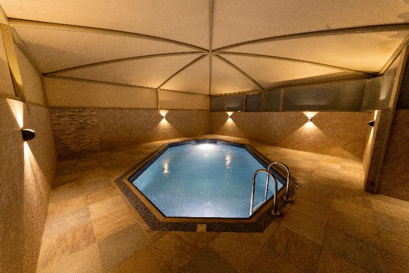 Burj Al Hayat Hotel Suites-al Olaya - Havuz
