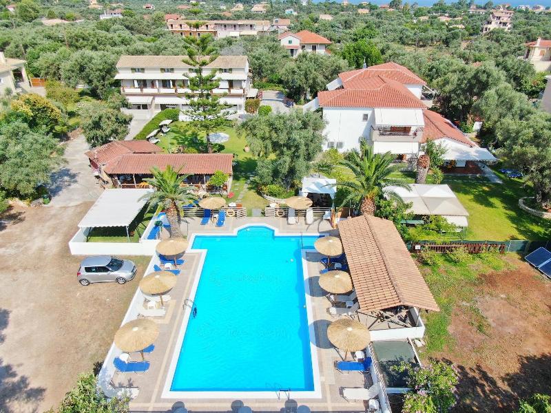 Alexaria Holidays Apartments - Genel