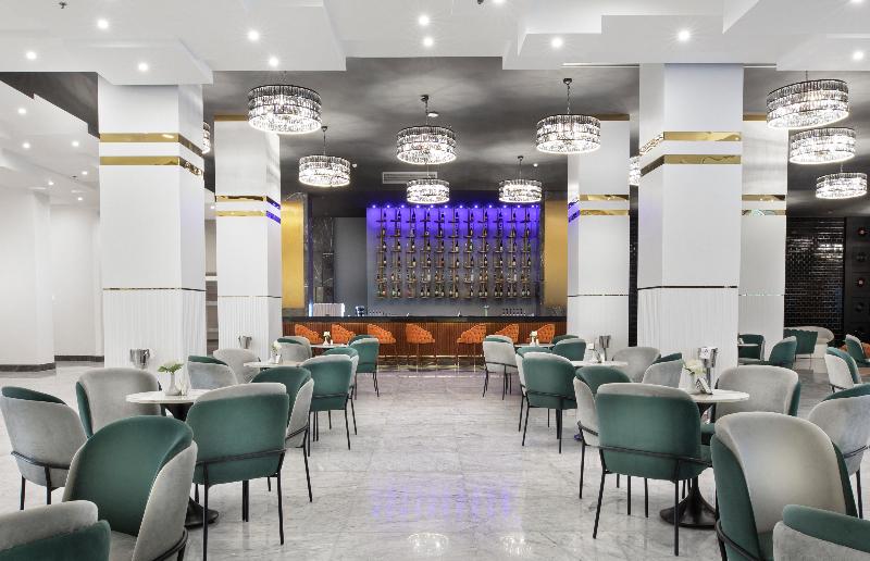 The V Luxury Resort Sahl Hasheesh - Bar