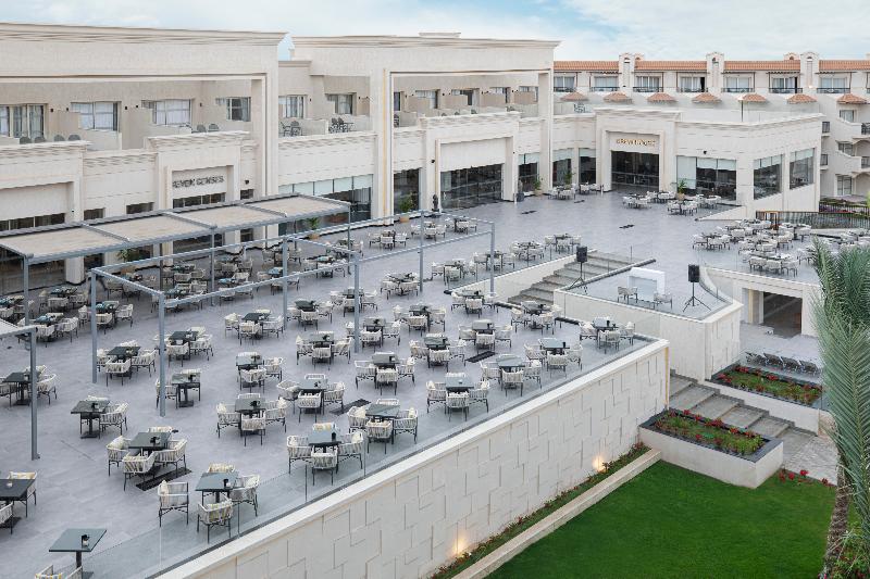 The V Luxury Resort Sahl Hasheesh - Restoran