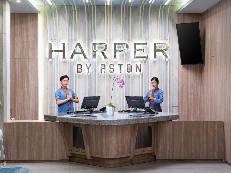 Harper Banjarmasin - Lobi